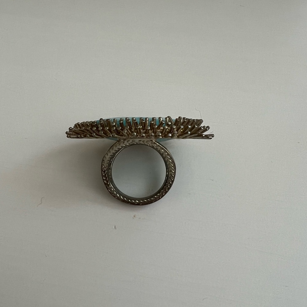 Kendra Scott Ring - Picture 2 of 3